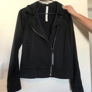 GUC Lululemon Black Jacket size 4